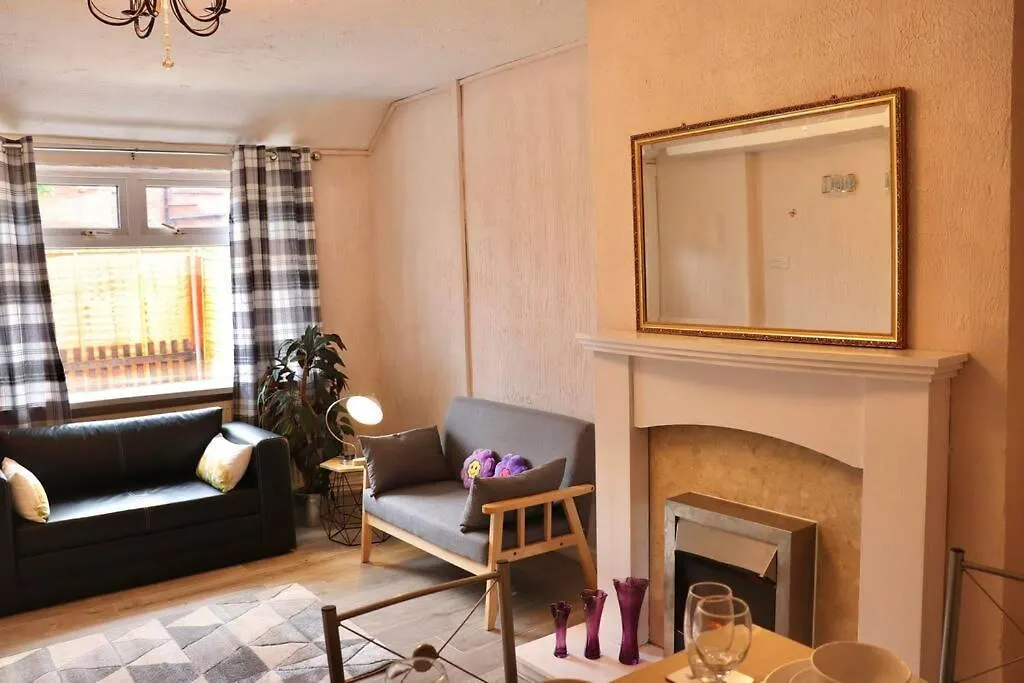 公寓 Home Away From Home - 2 Bed Free Parking & Wifi 利兹